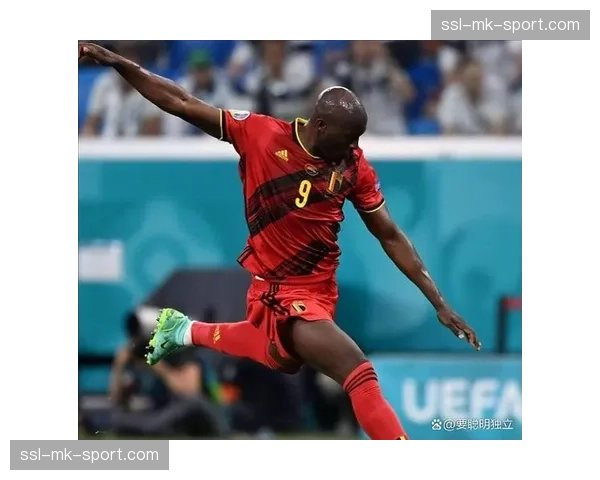 从争议判罚到锁定胜局:记录卢顿战胜伯恩茅斯拿到关键三分的夜晚 从争议判罚到锁定胜局:记录卢顿战胜伯恩茅斯拿到关键三分的夜晚